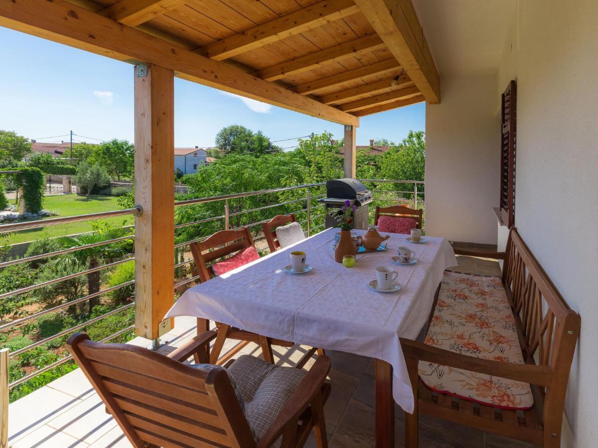 Počitniška hiša Ana Lucija - Rca508 By Interhome Pula